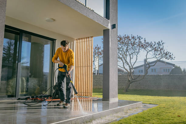 Professional Pressure Washing Services in Taft Heights, CA